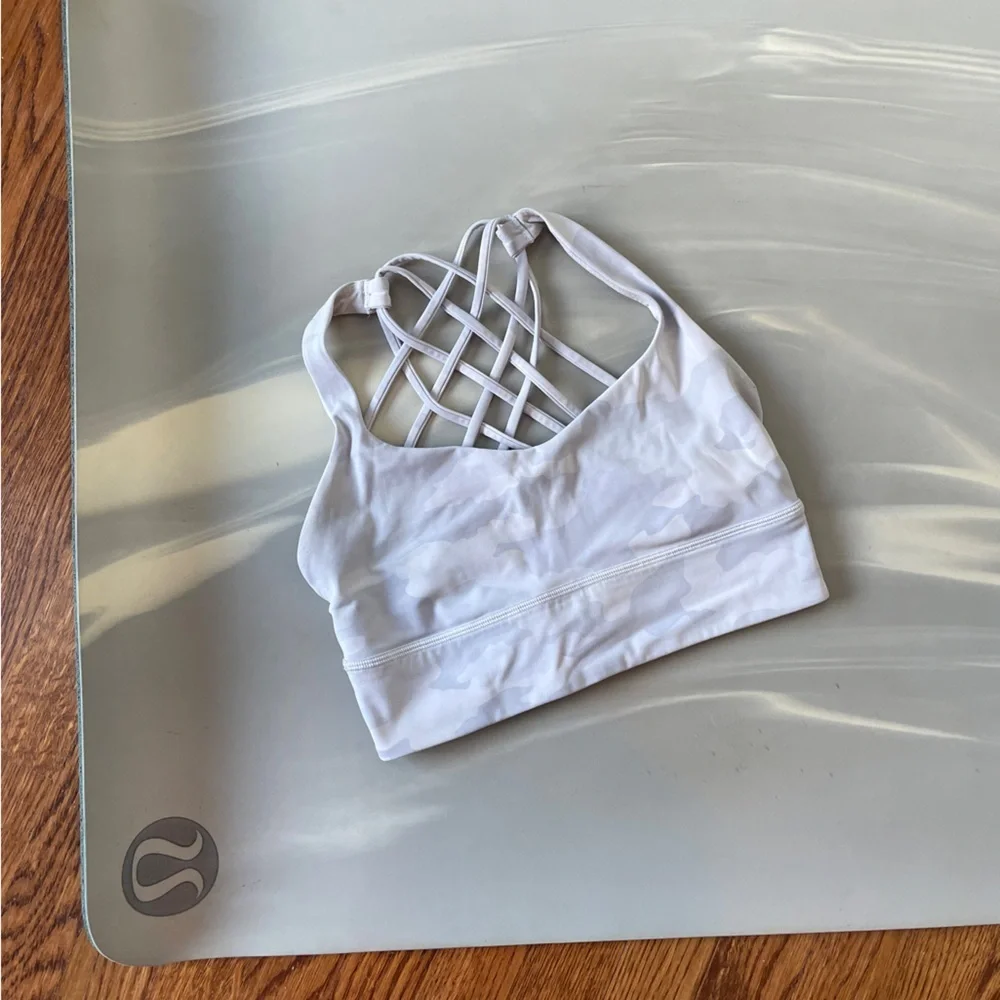 Lululemon I 8